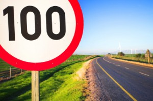 Road sign for speed limit (istockphoto.com)